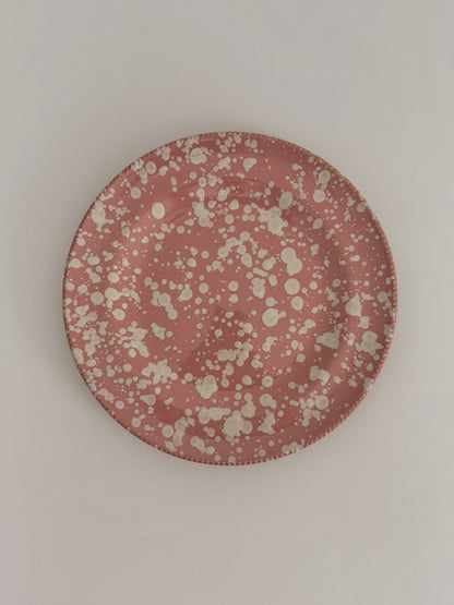 Side plate in splatter