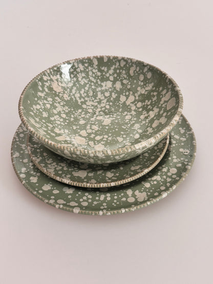 Large bowl in splatter